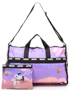 Lesportsac Paris set snoopy over Paris peanuts movie weekender duffle and pouch